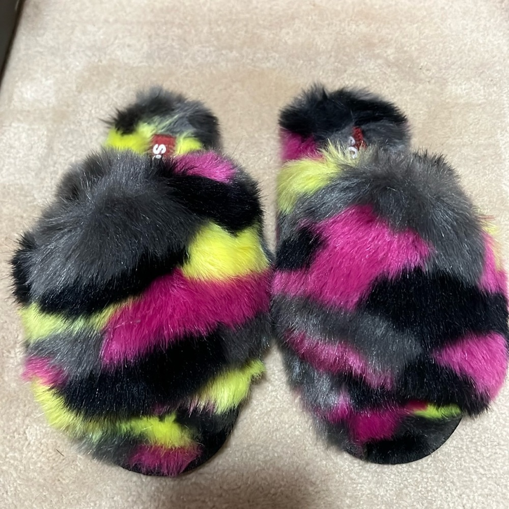 New Sorel Slides slippers women’s go run mail faux fur